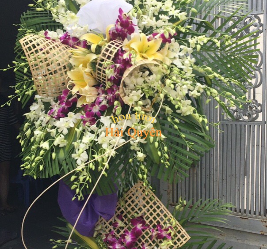 Hoa chia buồn hiện đại